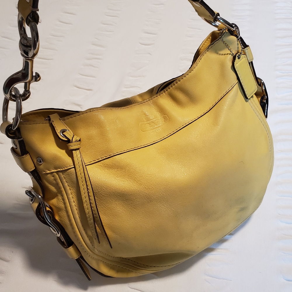 Coach Hobo Zoe Medium Yellow Leather Shoulder Bag